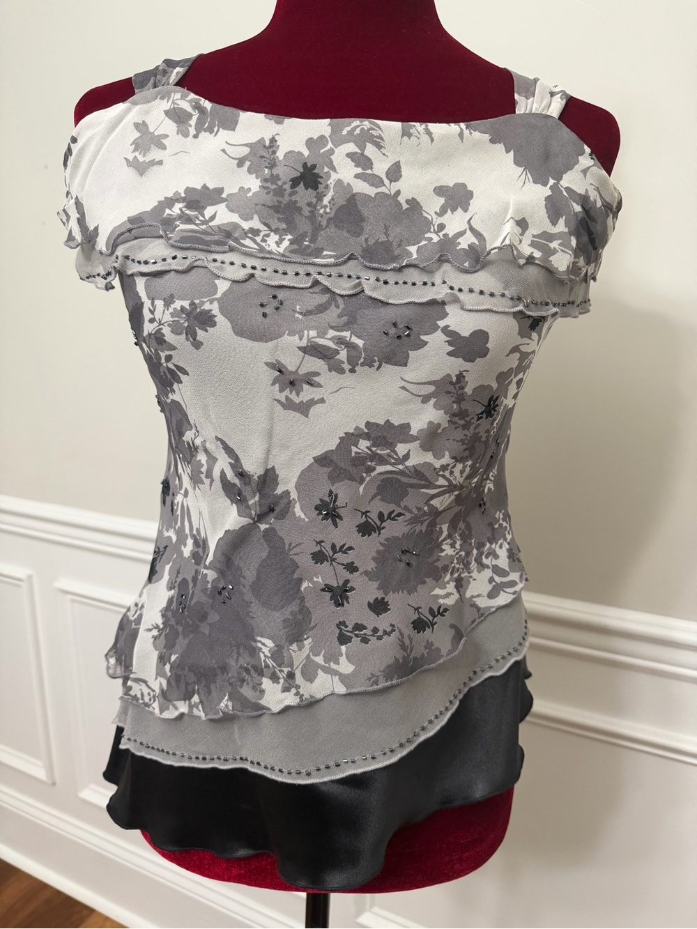 Vtg Y2K New York City Design Co 100%‎ Silk Beaded Floral Cami Top Grey S
